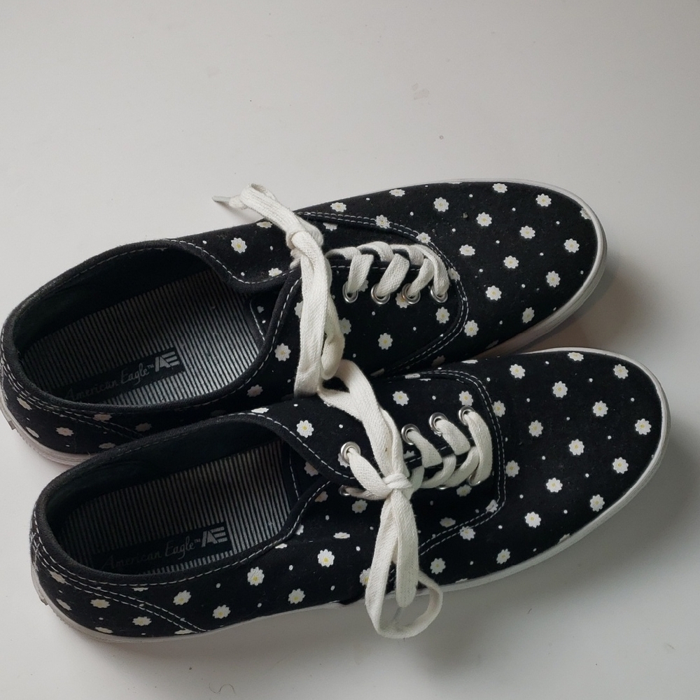 American Eagle Outfitters Black Canvas Sneakers with White Daisy Print